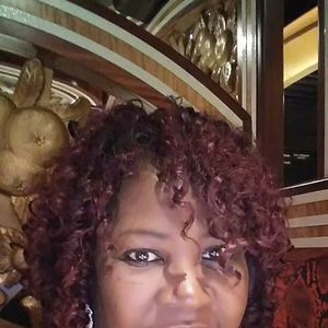 Meet your Posher, Vera